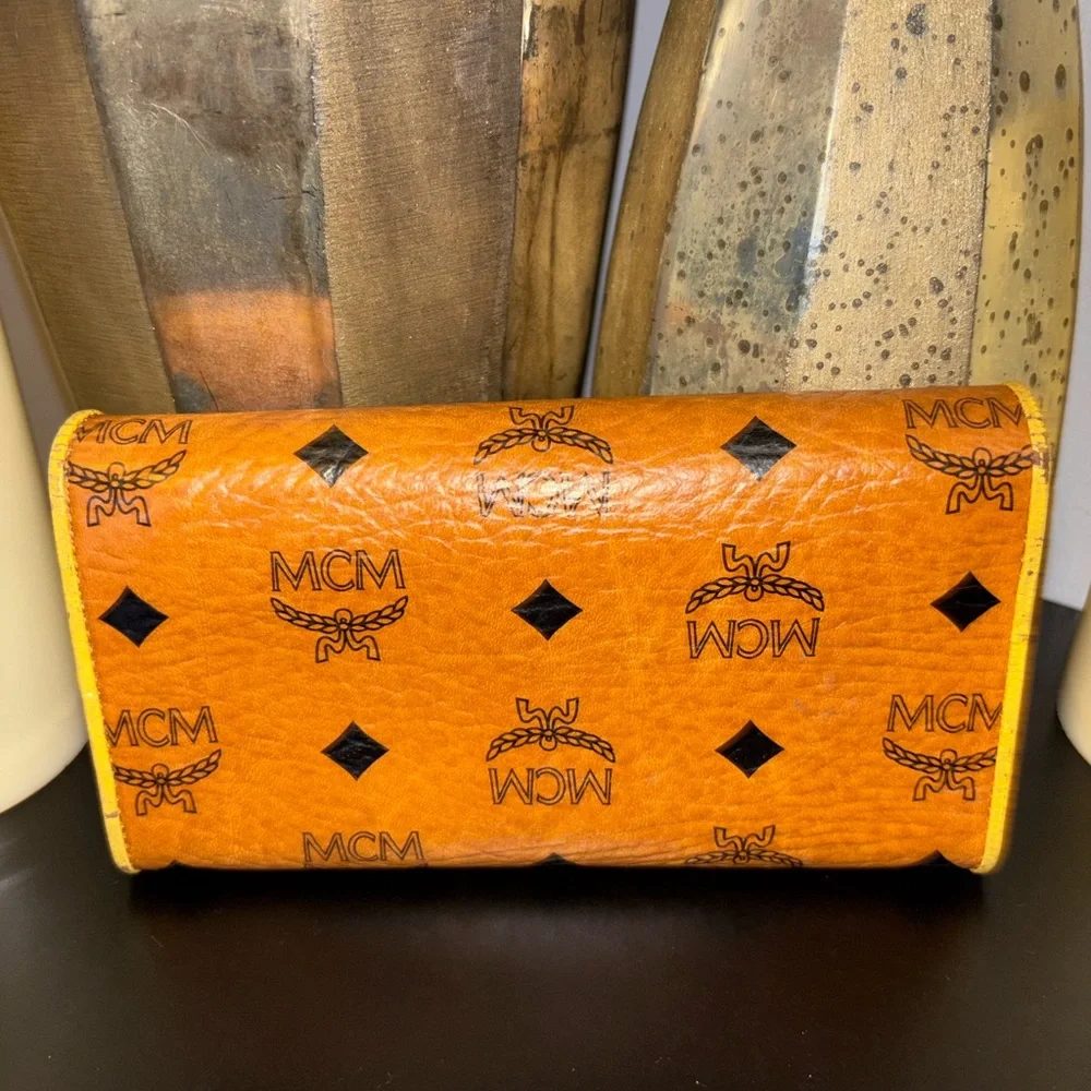 MCM chic wallet
